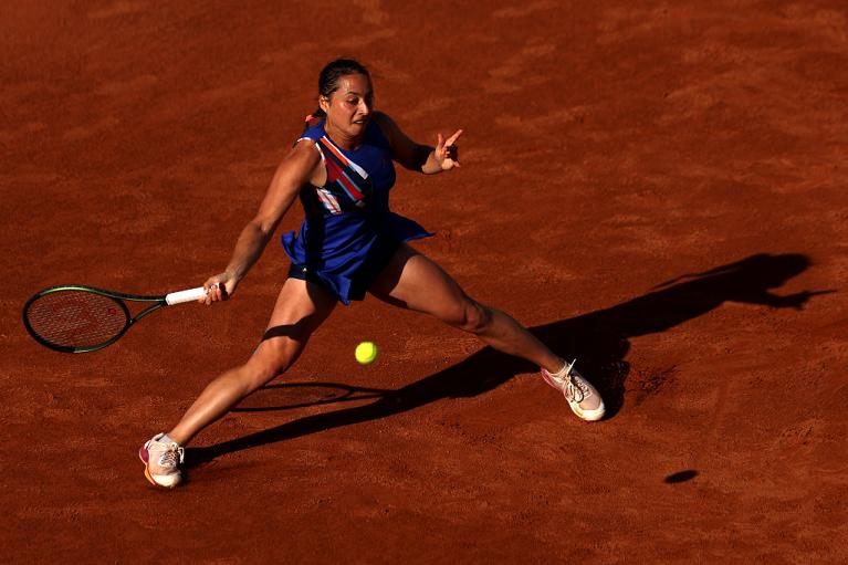 Elisabetta Cocciaretto colpisce di diritto (foto Getty Images)