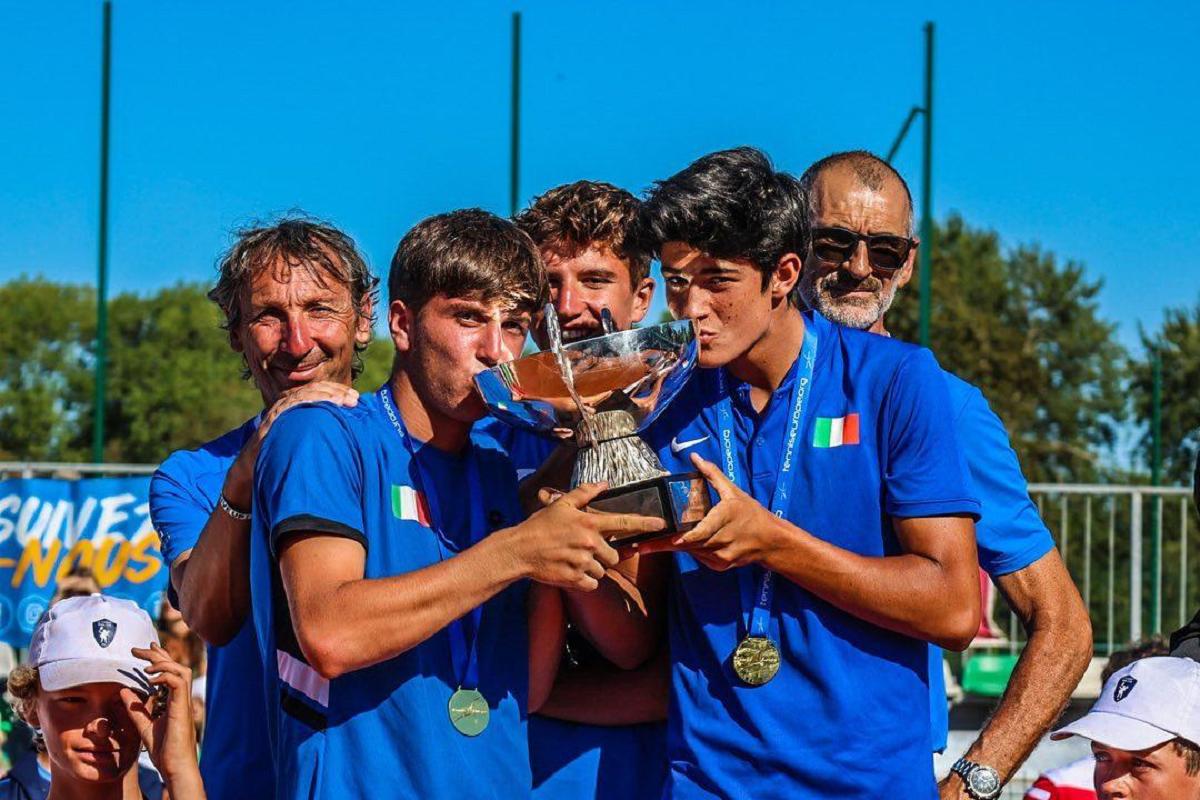 Summer Cup 2023 - La nazionale italiana Under 16 maschile vincitrice della Borotra Cup