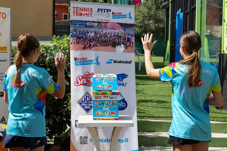 Tennis Trophy FITP Kinder Joy of Moving, smash and clean (Foto Sposito)