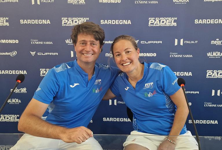 L'assistant coach Saverio Palmieri e la capitana della nazionale azzurra Marcela Ferrari (Foto FITP)