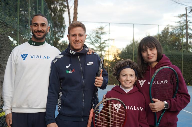 Parte del team del 'De Vialar' con Tommaso Salvatori (Foto Pietro Corso)